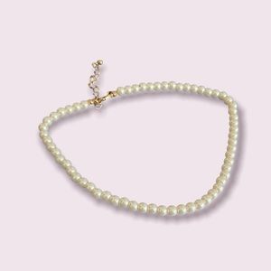 Pearl choker